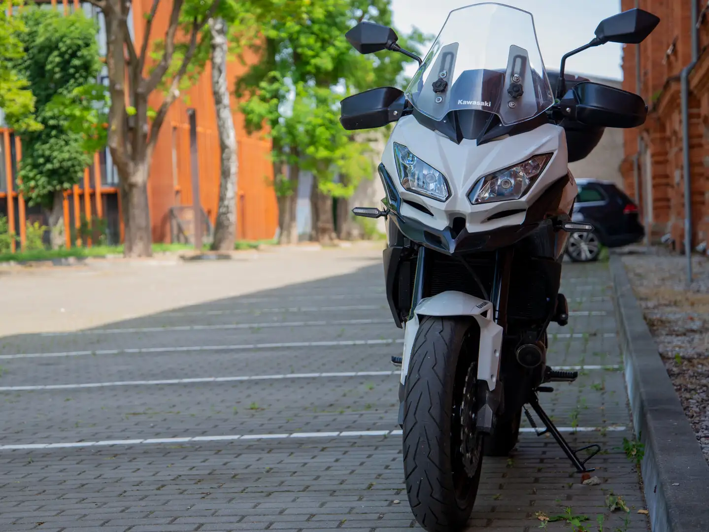 Kawasaki Versys 650 Alb - 2