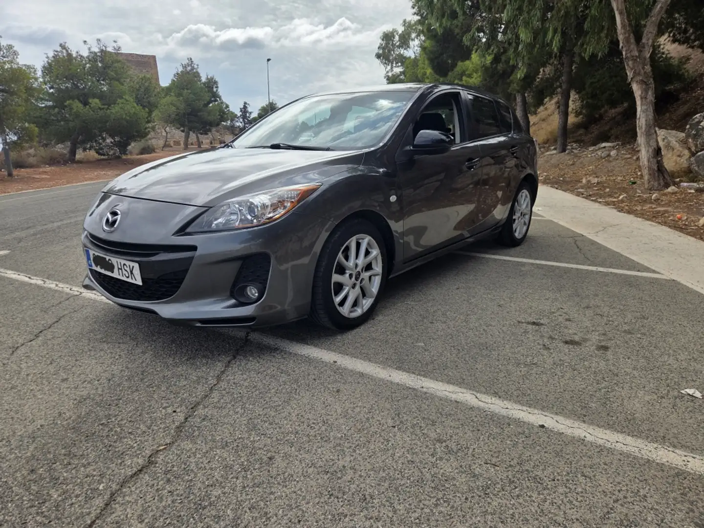 Mazda 3 1.6CRTD Style Gris - 1