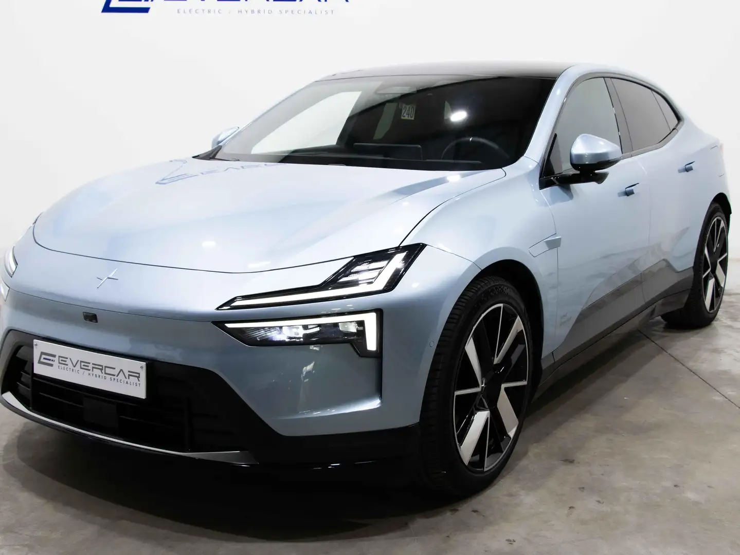 Polestar 4 Polestar 4 100 kWh Long Range **PANO*ACC*360°** Argent - 1