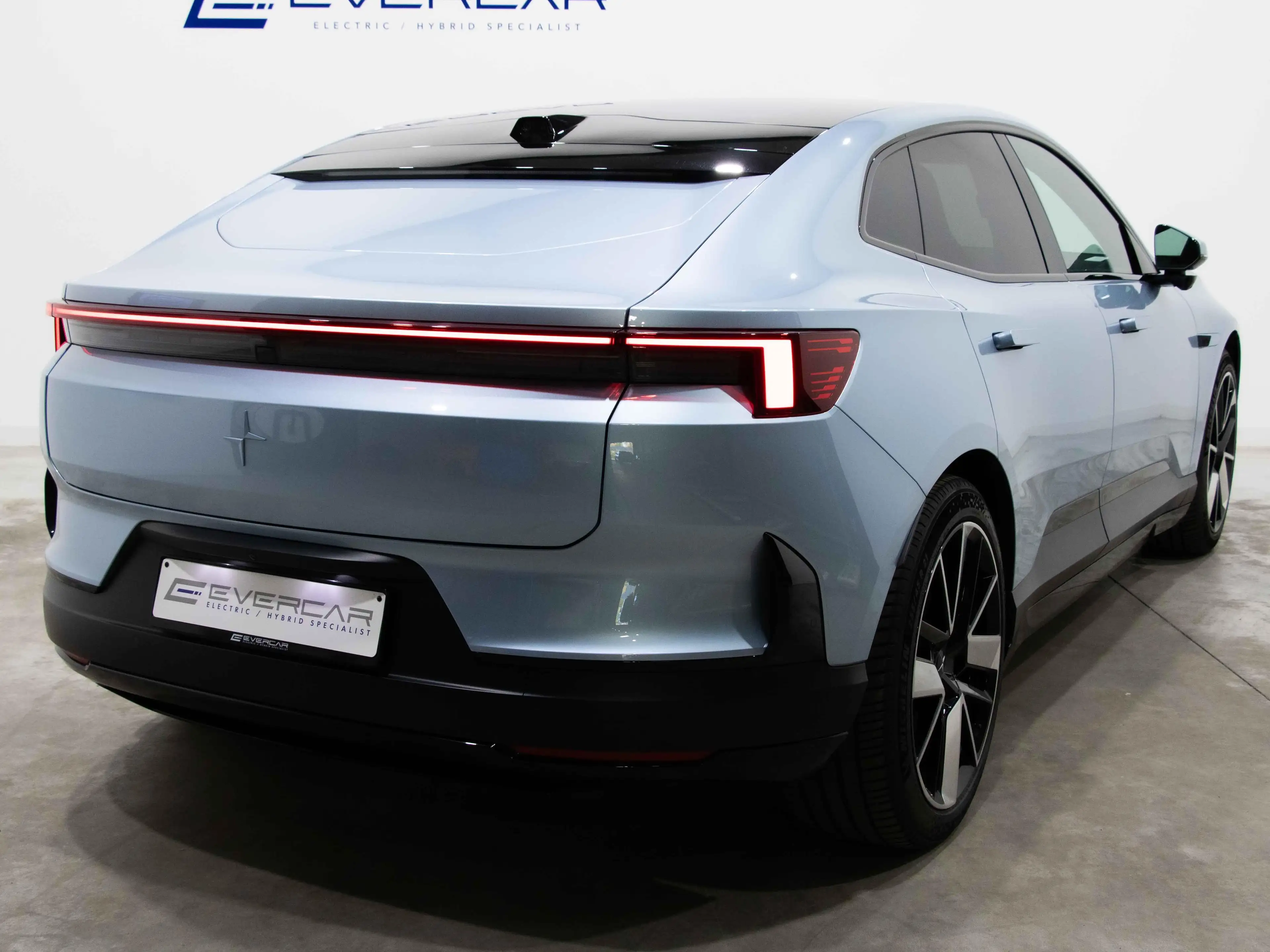 Polestar 4 Polestar 4 100 kWh Long Range **PANO*ACC*360°** — photo 5