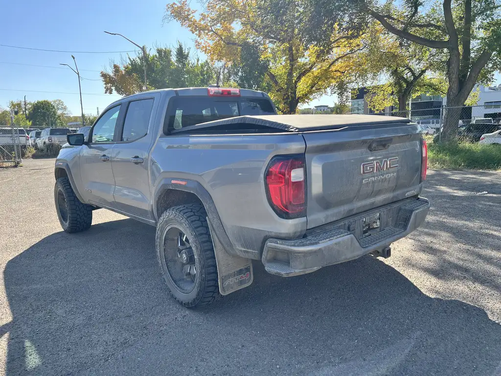 2023 GMC Canyon AT4 Crew Cab 131 | EZ-Lift Tailgate | Keyless Entr — photo 6