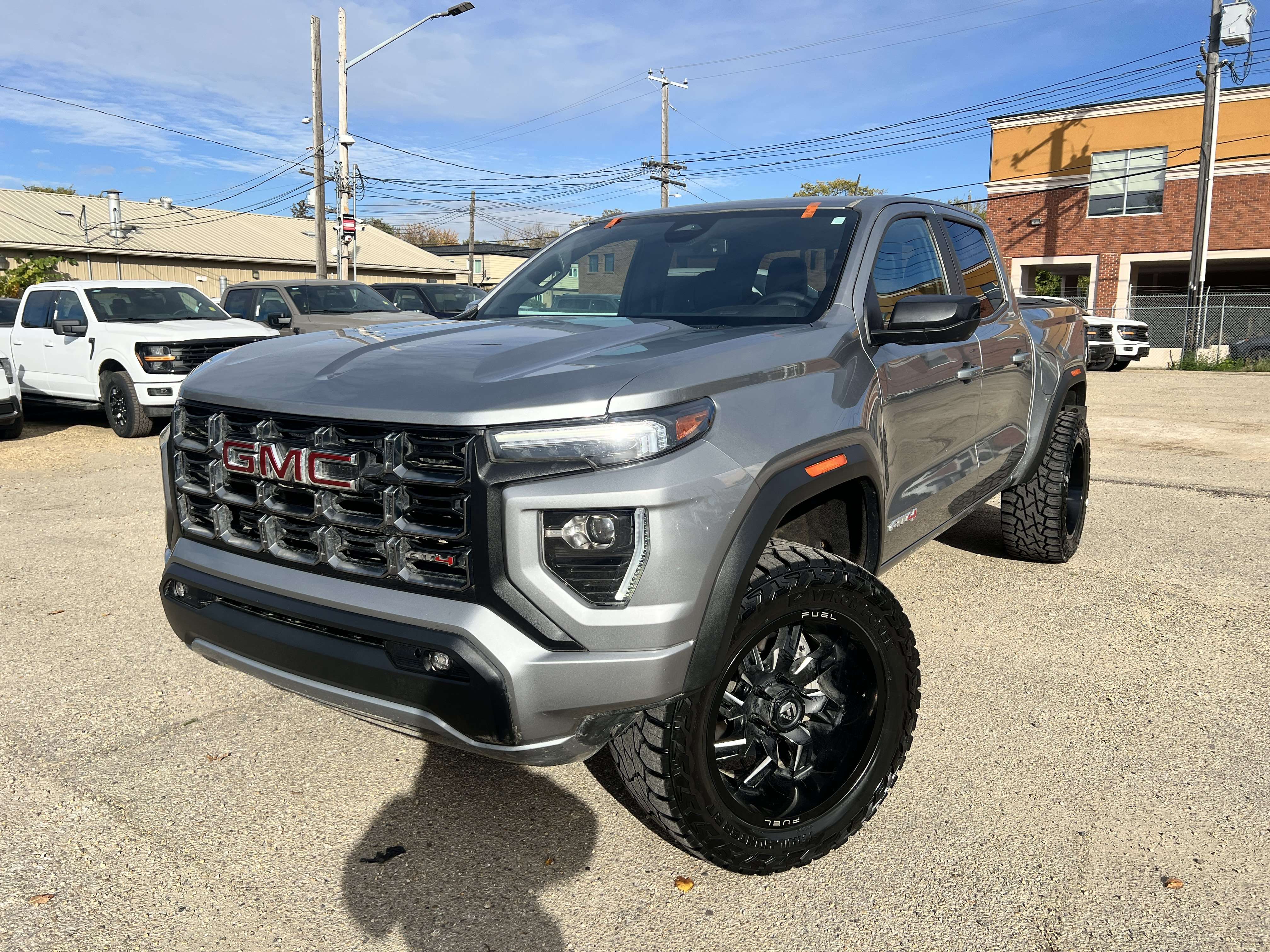 2023 GMC Canyon