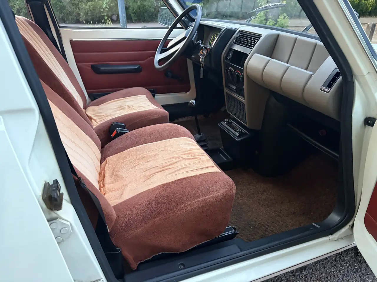 Renault R 5, foto 10