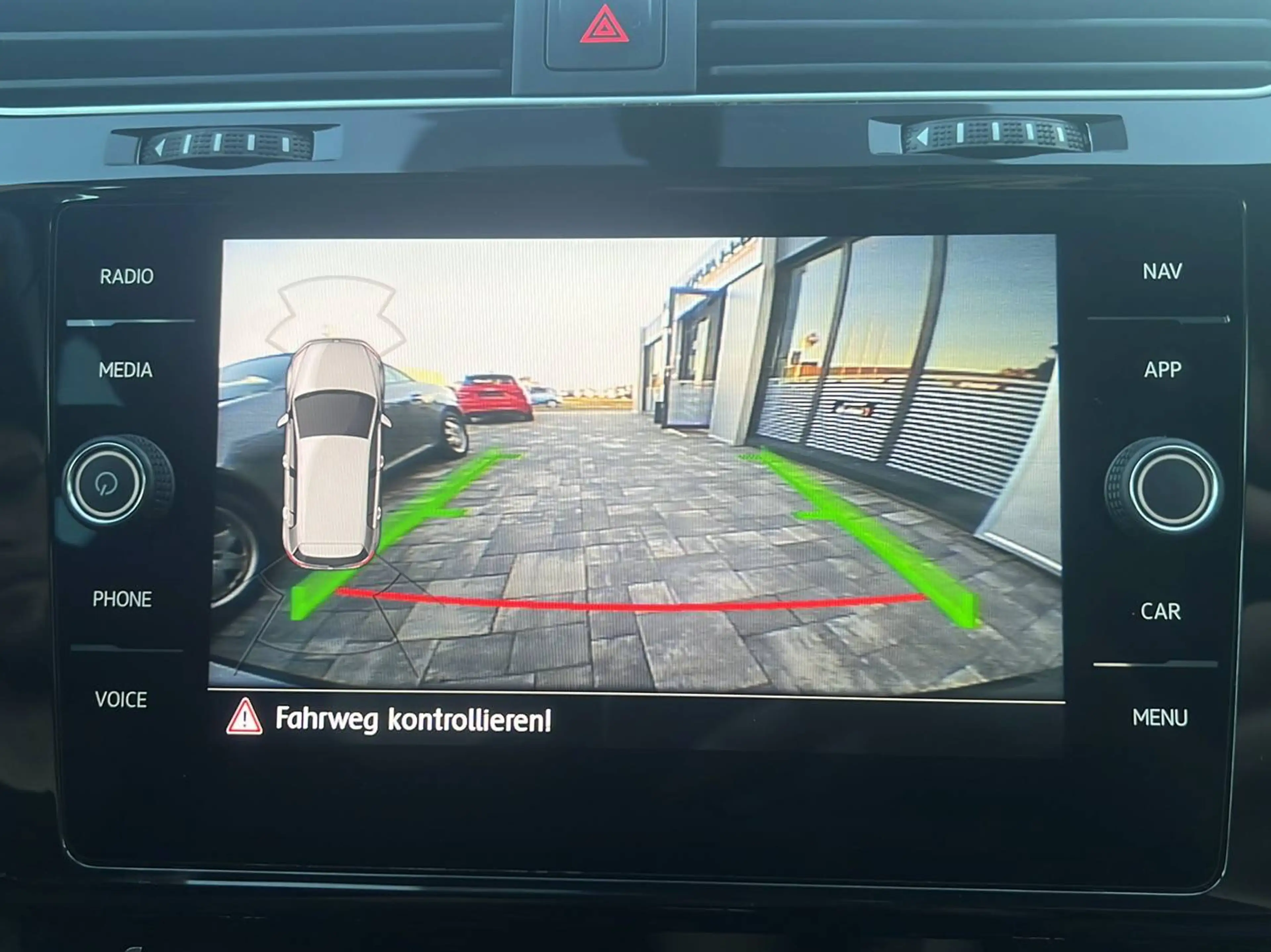 Volkswagen Golf GTI GTI Performance*LED*NAVI*CAM*VIRTUAL*TOTWINKEL*19Zoll* — photo 14