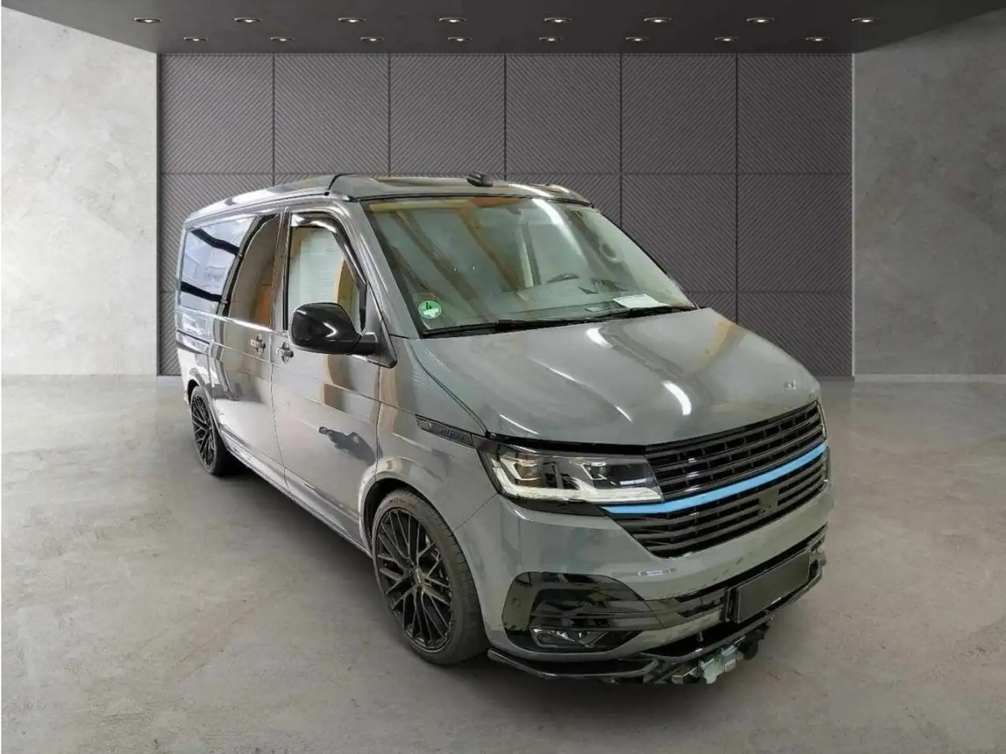 Volkswagen T6.1 California 2.0 TDI 4M KR Beach Tour Edition *6-SITZER*AHK*KAM Grau - 2