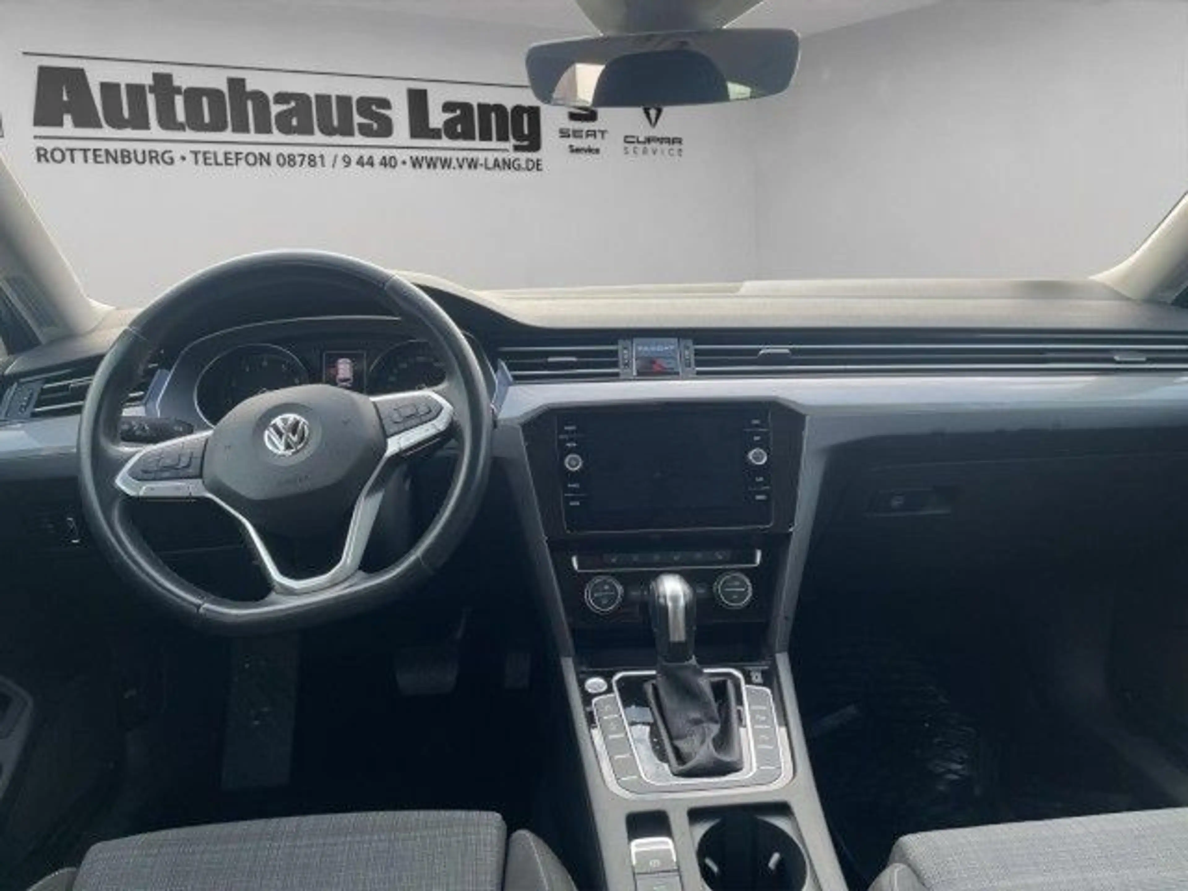 Volkswagen Passat Variant 2.0 TSI DSG Business Navi Easy Op — photo 12