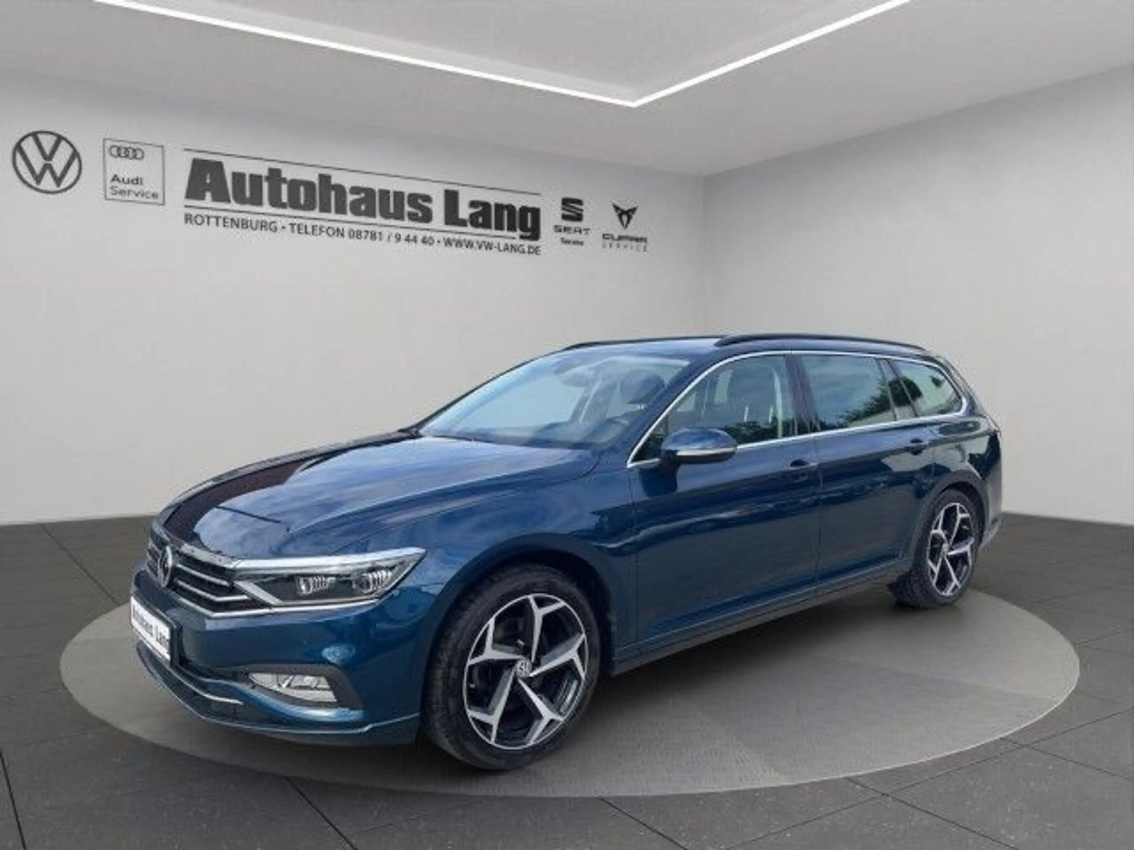 Volkswagen Passat Variant 2.0 TSI DSG Business Navi Easy Op — photo 2