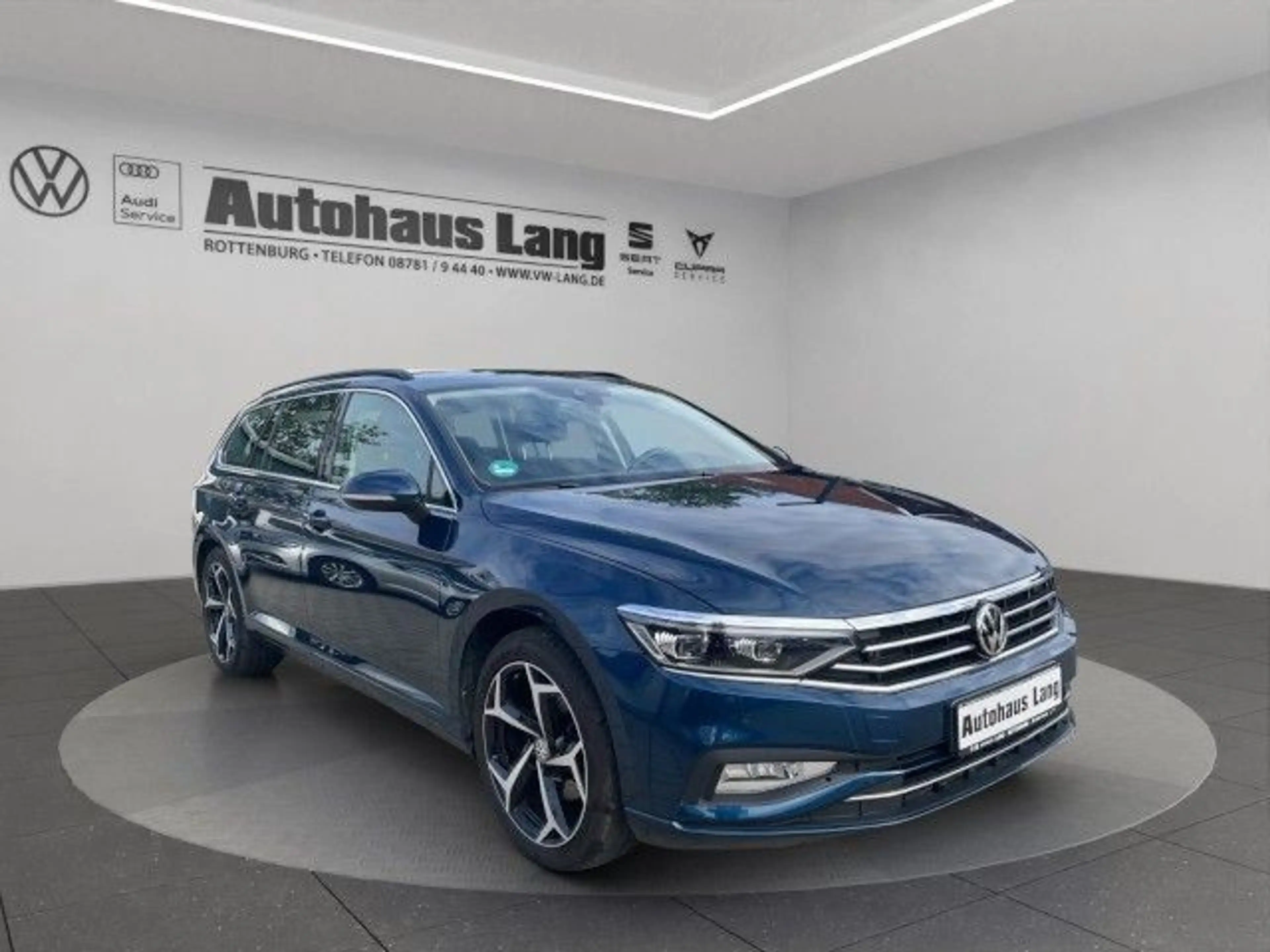 Volkswagen Passat Variant 2.0 TSI DSG Business Navi Easy Op — photo 8