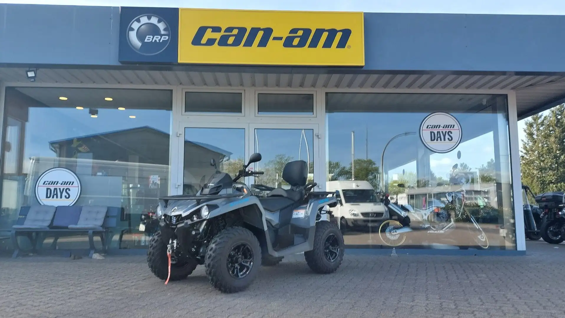 Can-Am Outlander 570 MAX XT T3b ABS  1. Hand Gris - 1