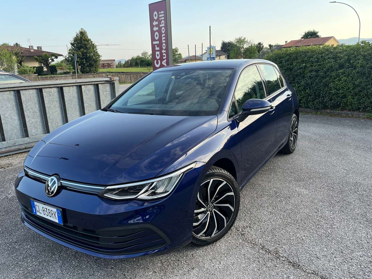Volkswagen Golf VIII 1.0 etsi evo Life 110cv dsg Tagliandi Volkswagen Impeccabile