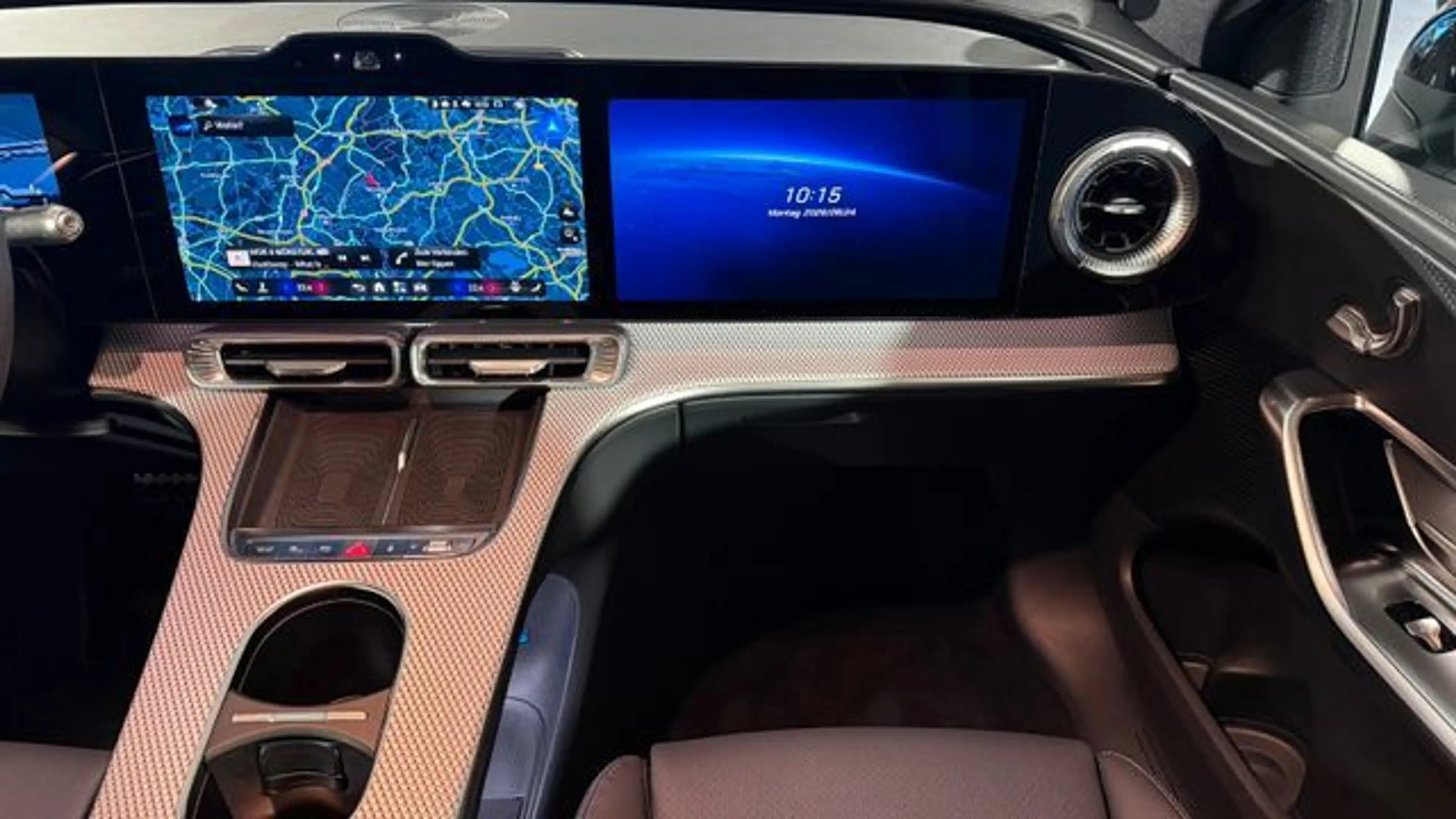 Mercedes-Benz GLC 400 GLC 400 EQ 4Matic AMG Night Pano AHK Distronic+ — photo 13