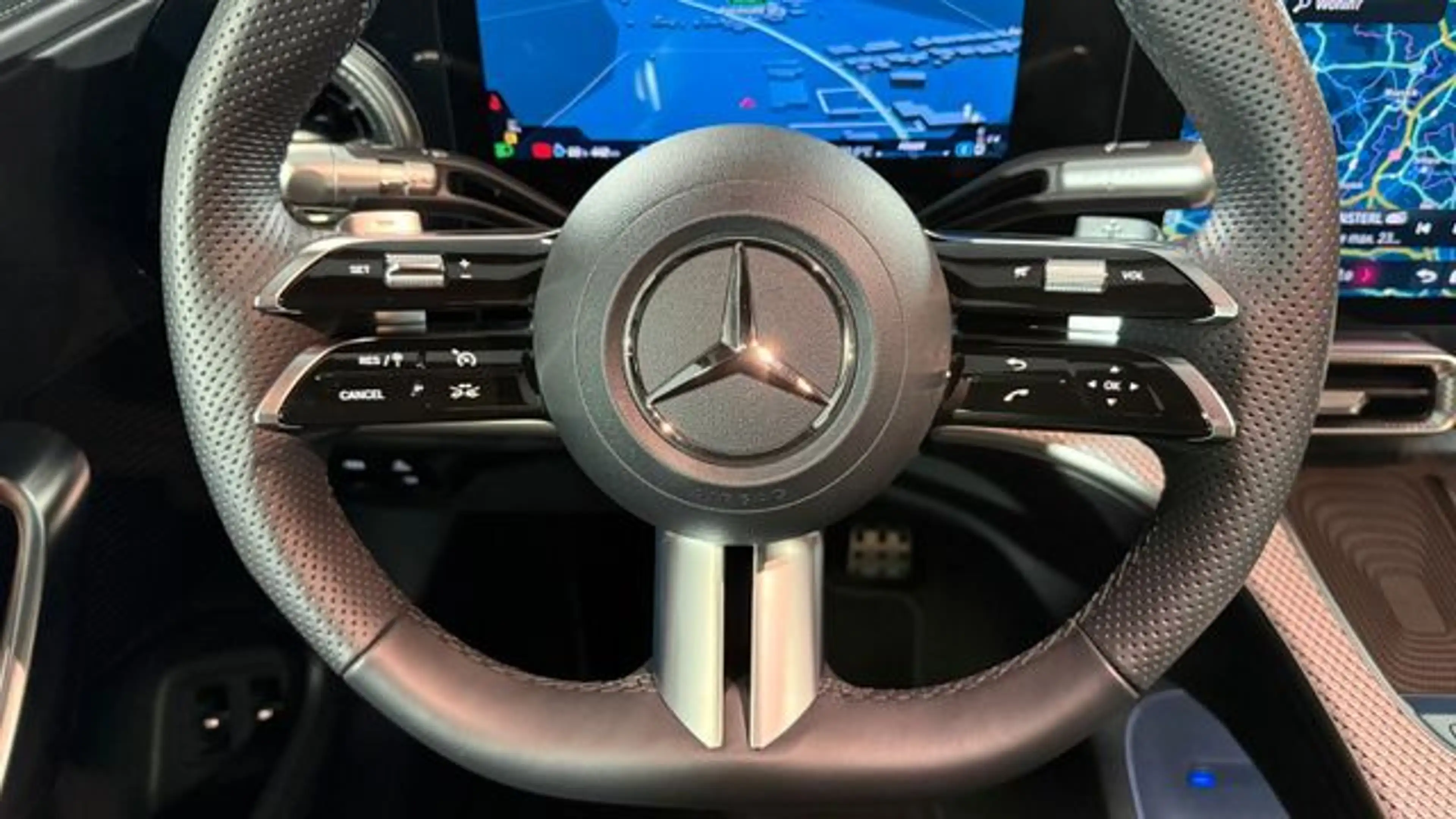 Mercedes-Benz GLC 400 GLC 400 EQ 4Matic AMG Night Pano AHK Distronic+ — photo 10