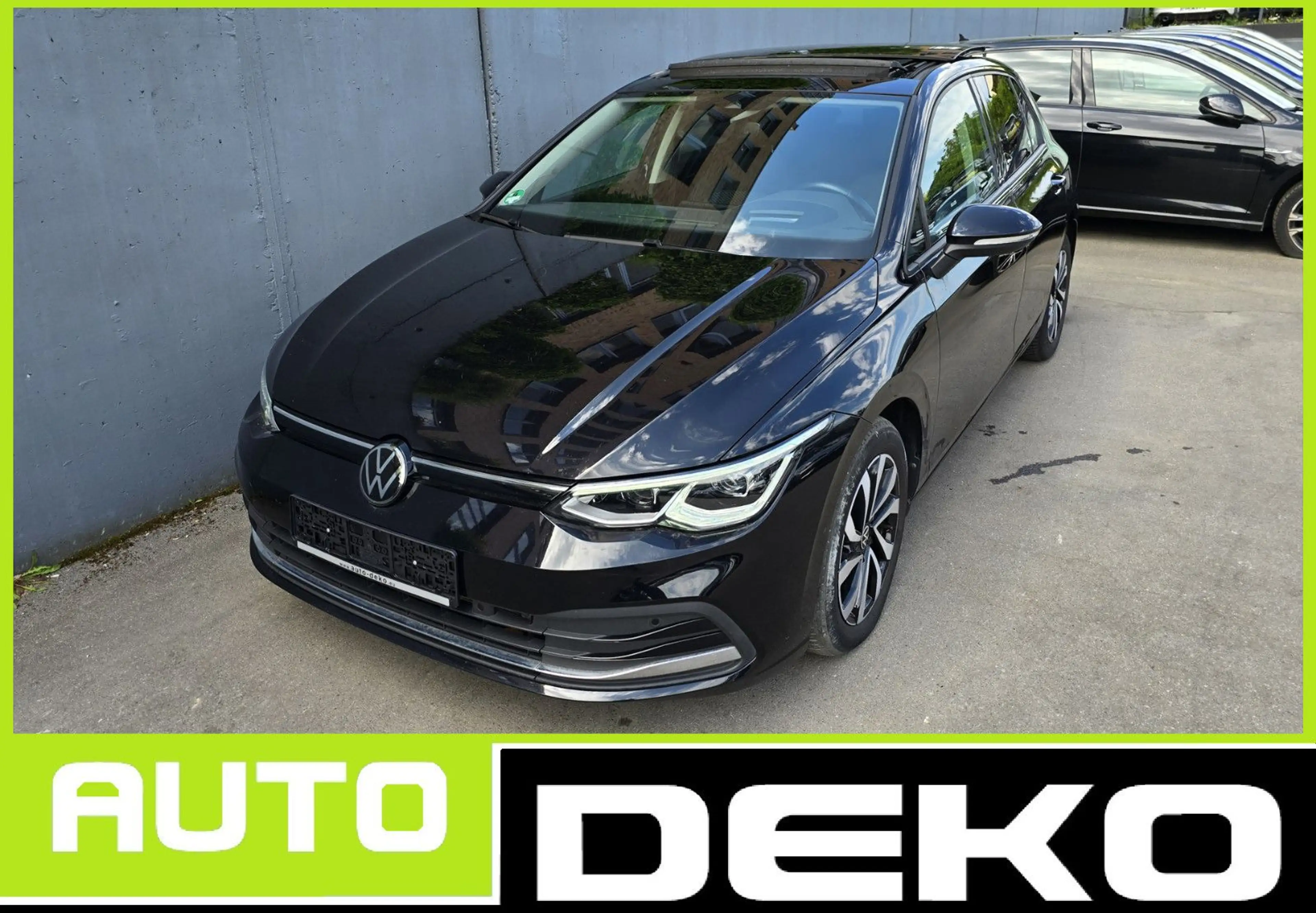 Volkswagen Golf 8 2.0 TDI DSG ACTIVE Pano/Matrix/ACC/K-less