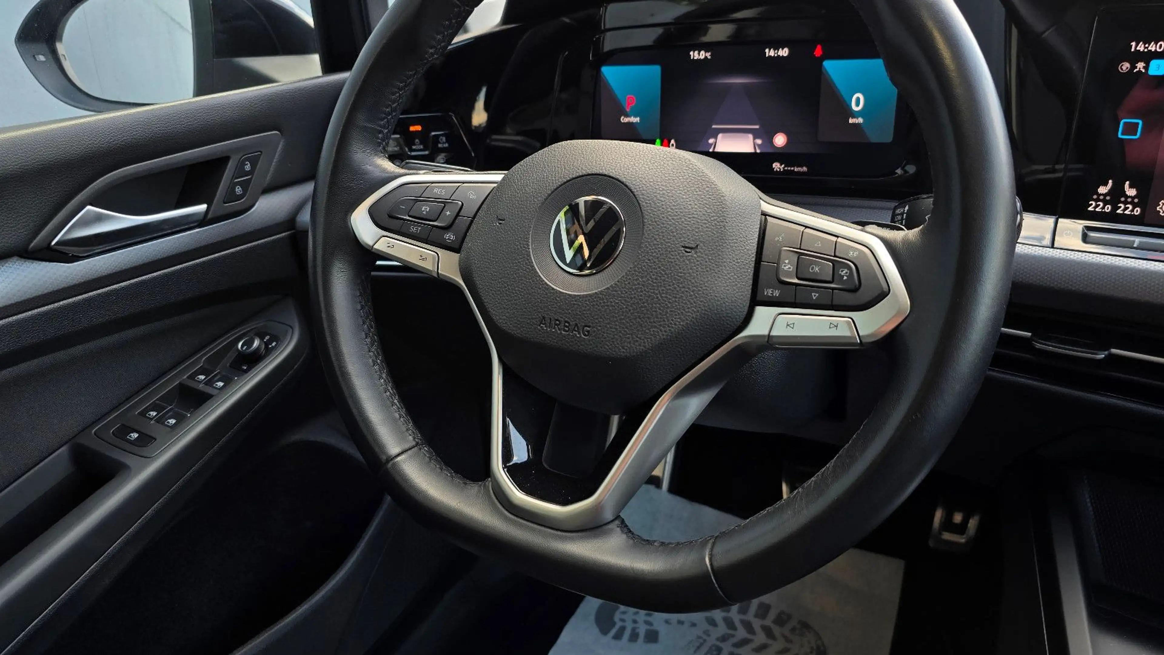 Volkswagen Golf 8 2.0 TDI DSG ACTIVE Pano/Matrix/ACC/K-less — photo 12