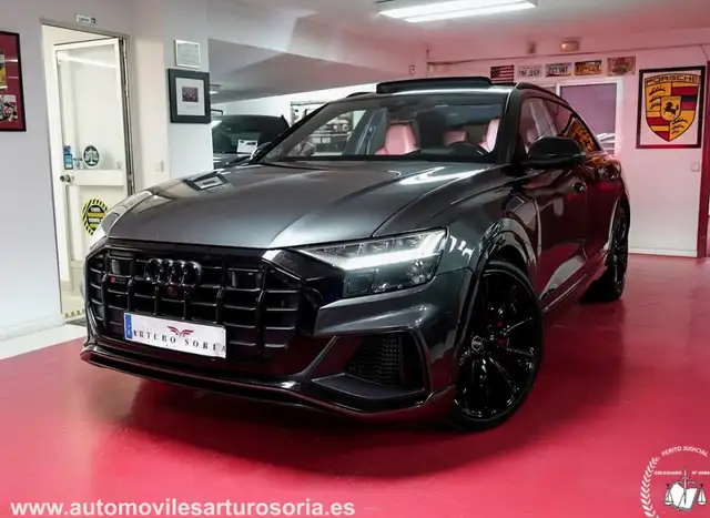 Audi SQ8 TFSI quattro tiptronic