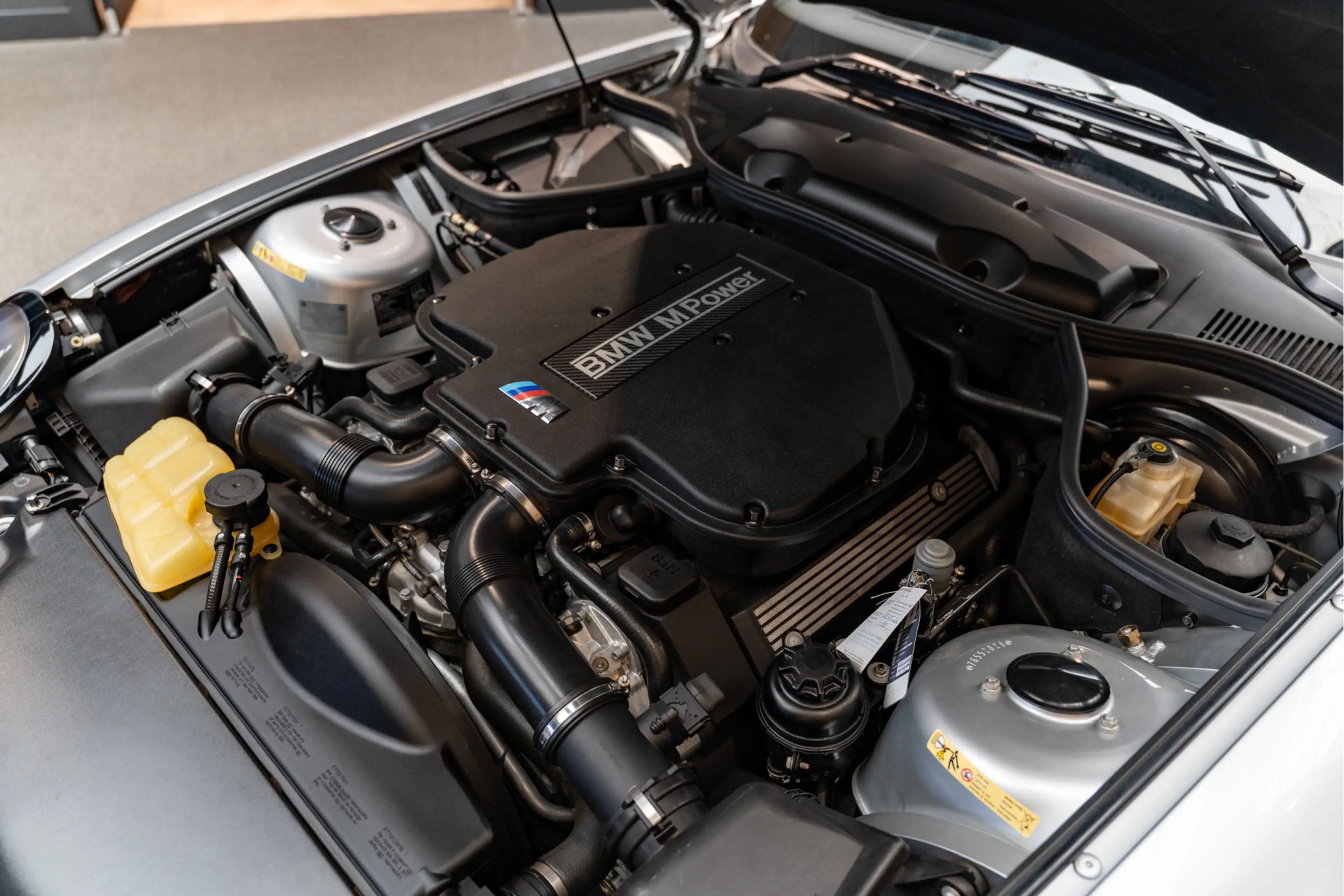 BMW Z8 Cabriolet Nieuwstaat Uniek 5.0 James Bond — photo 26