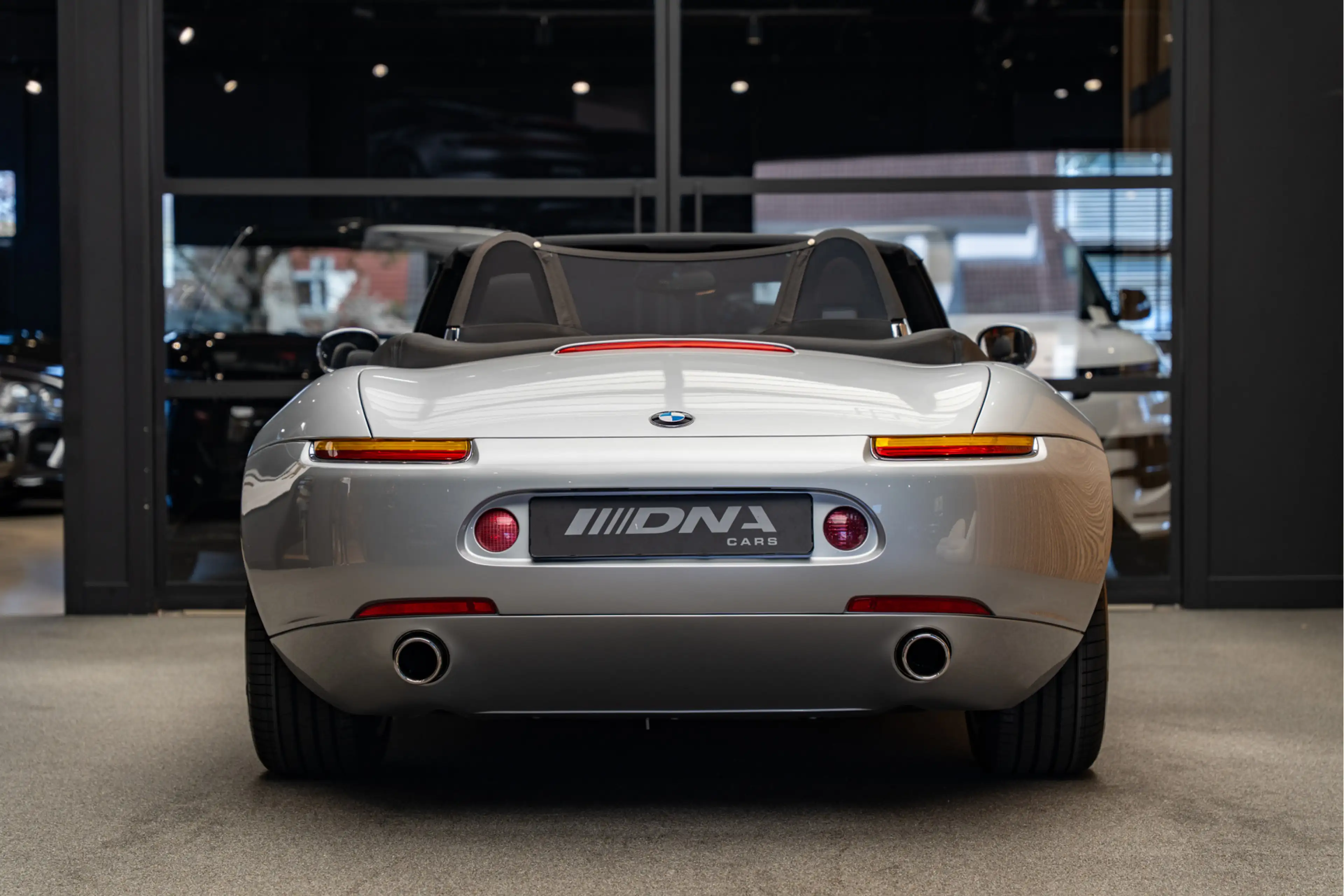 BMW Z8 Cabriolet Nieuwstaat Uniek 5.0 James Bond — photo 6