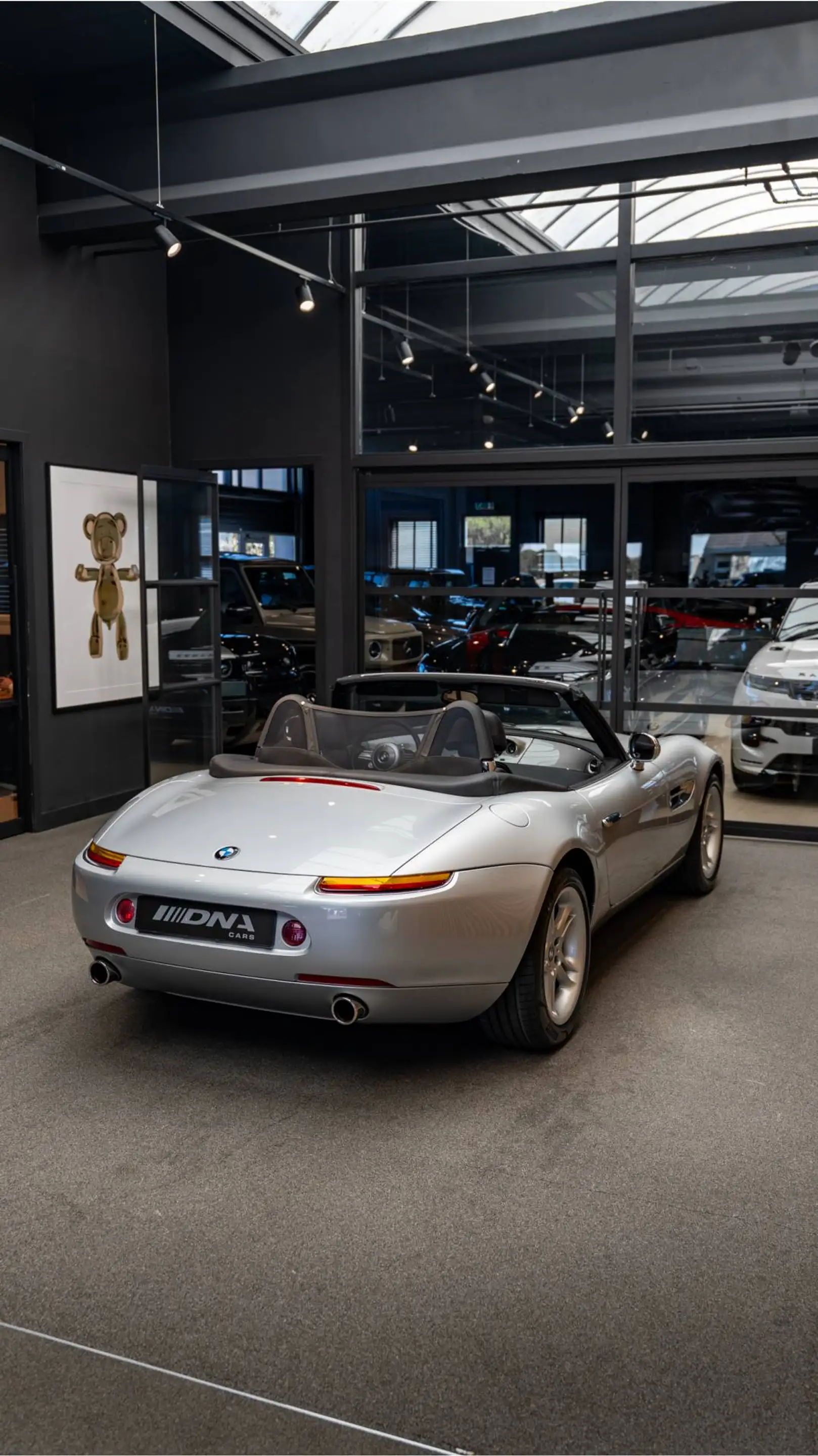 BMW Z8 Cabriolet Nieuwstaat Uniek 5.0 James Bond — photo 30