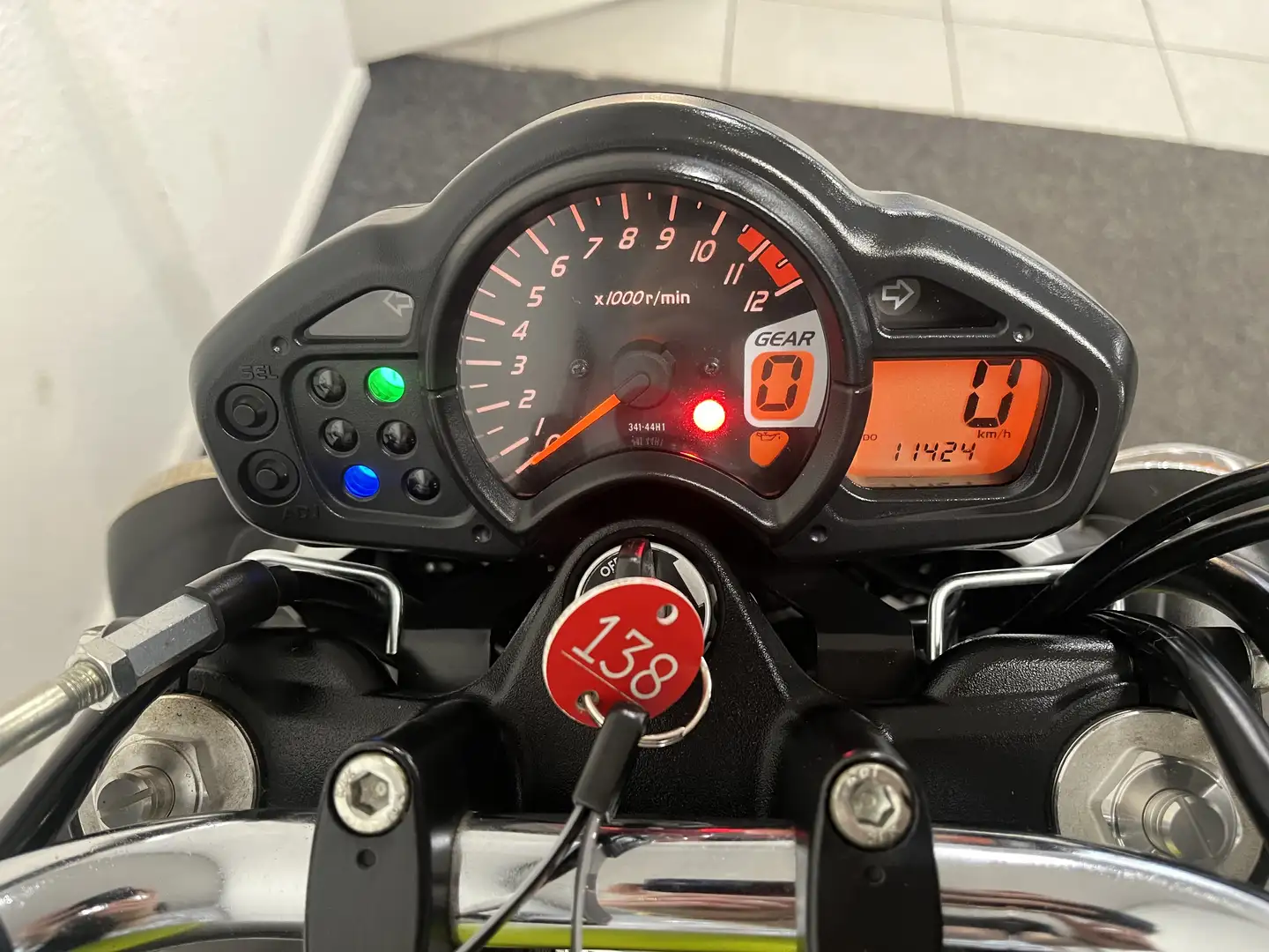 Suzuki Gladius 650 Vert - 2