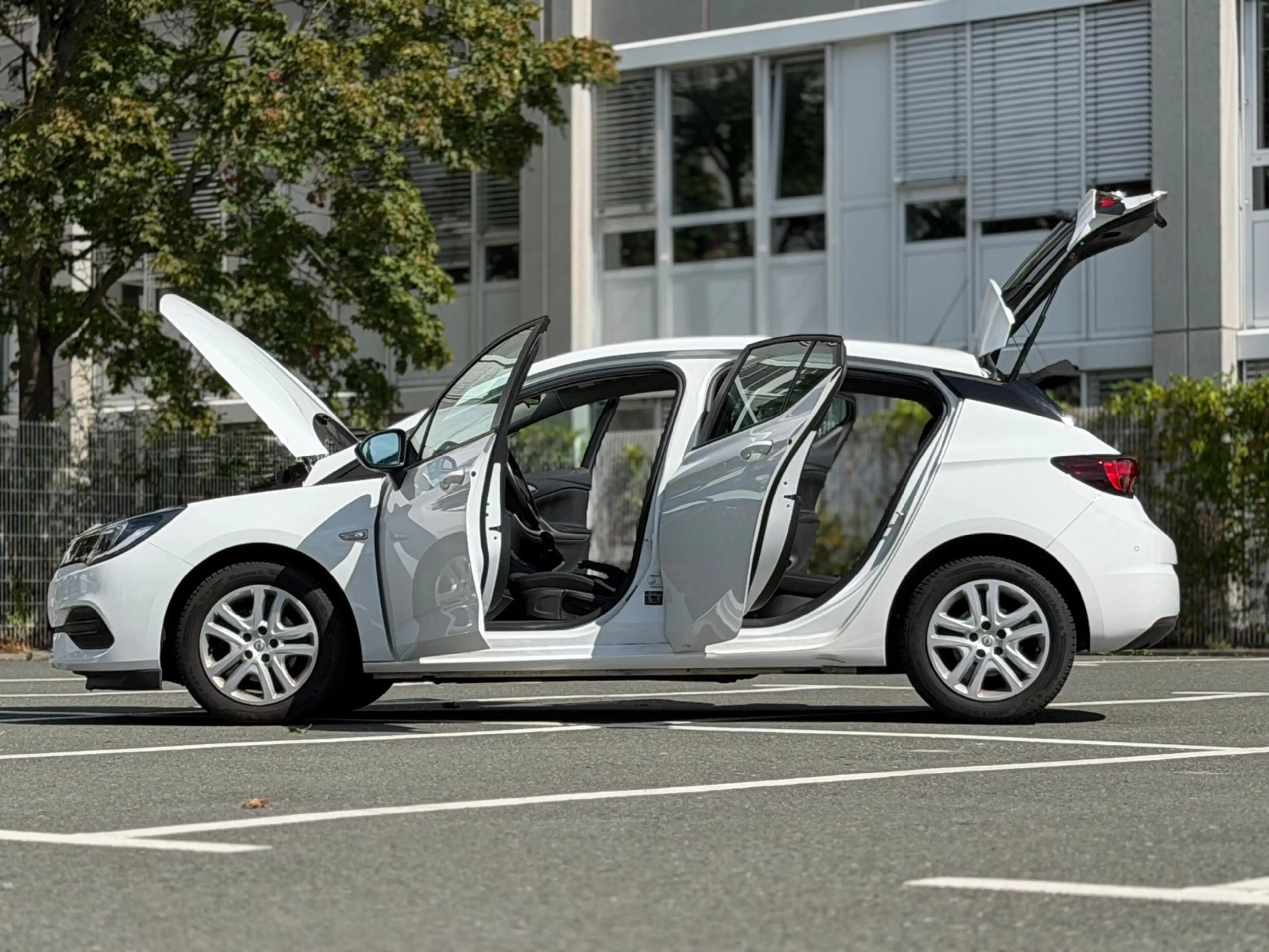 Opel Astra K Limo Klima LED PDC — photo 7