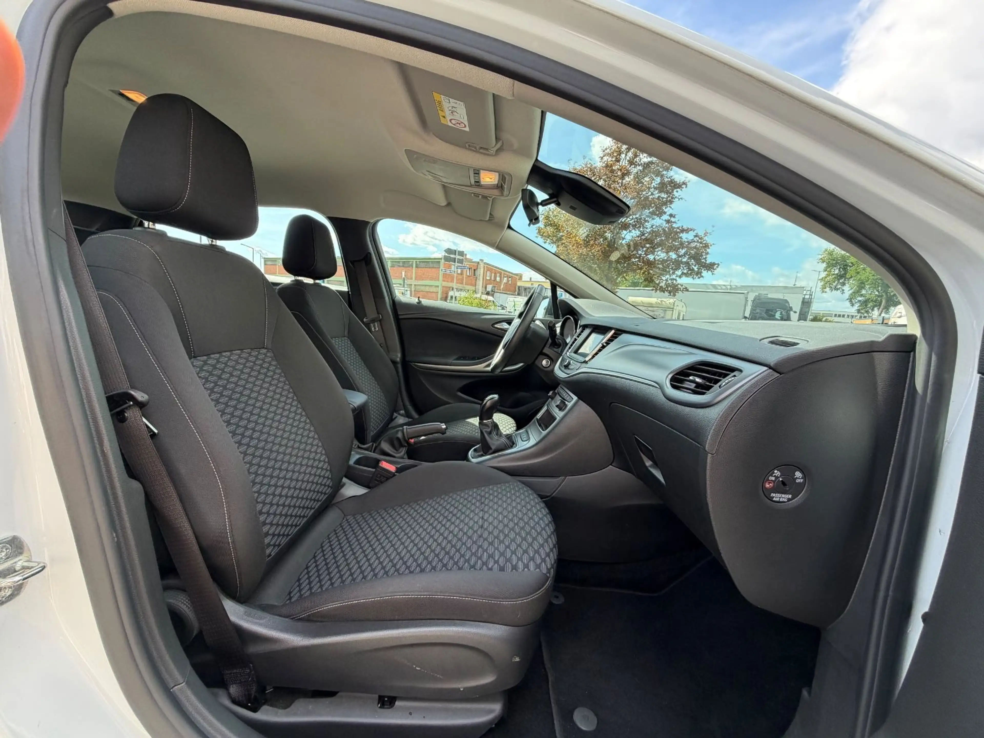 Opel Astra K Limo Klima LED PDC — photo 14