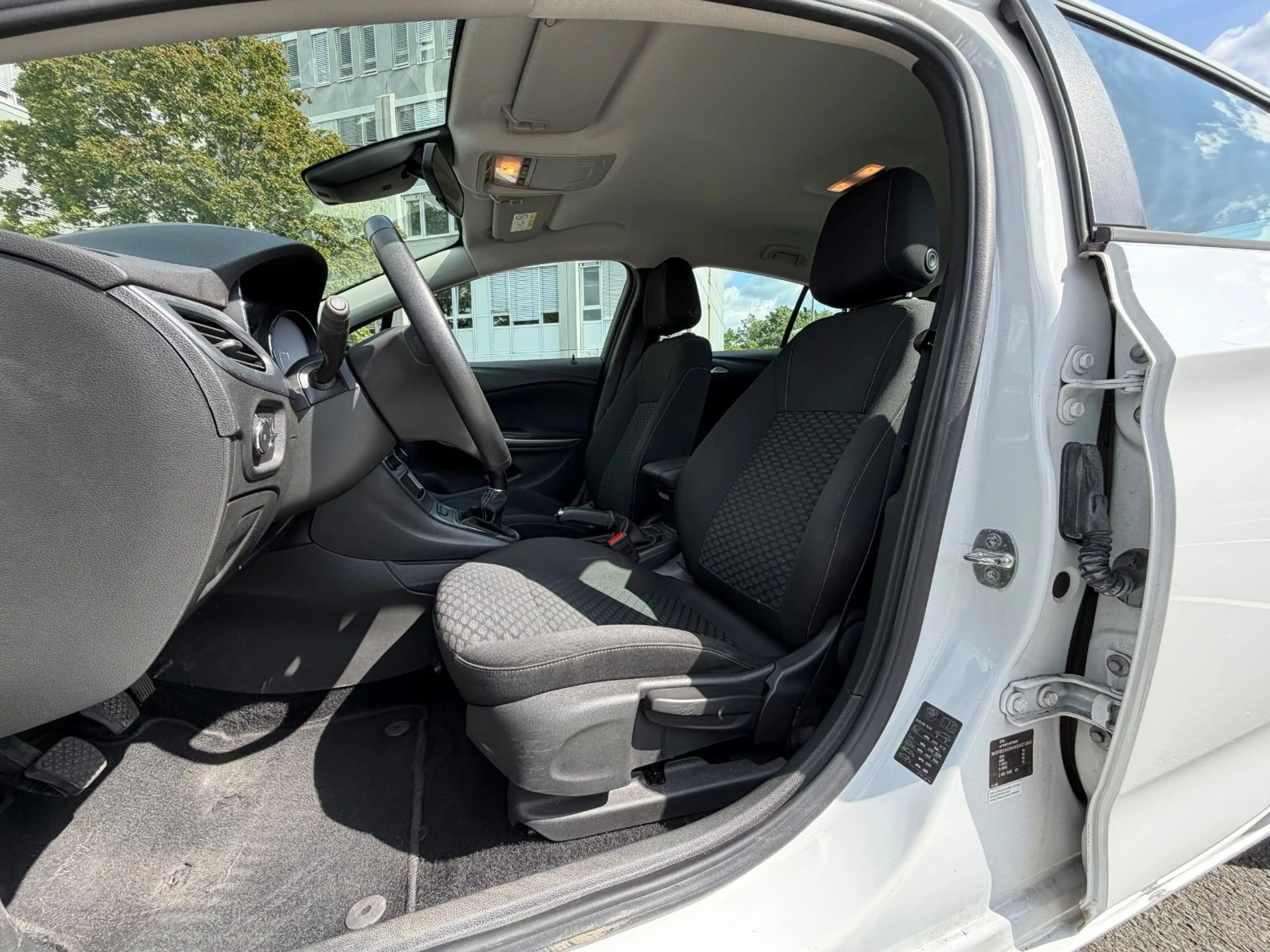 Opel Astra K Limo Klima LED PDC — photo 13