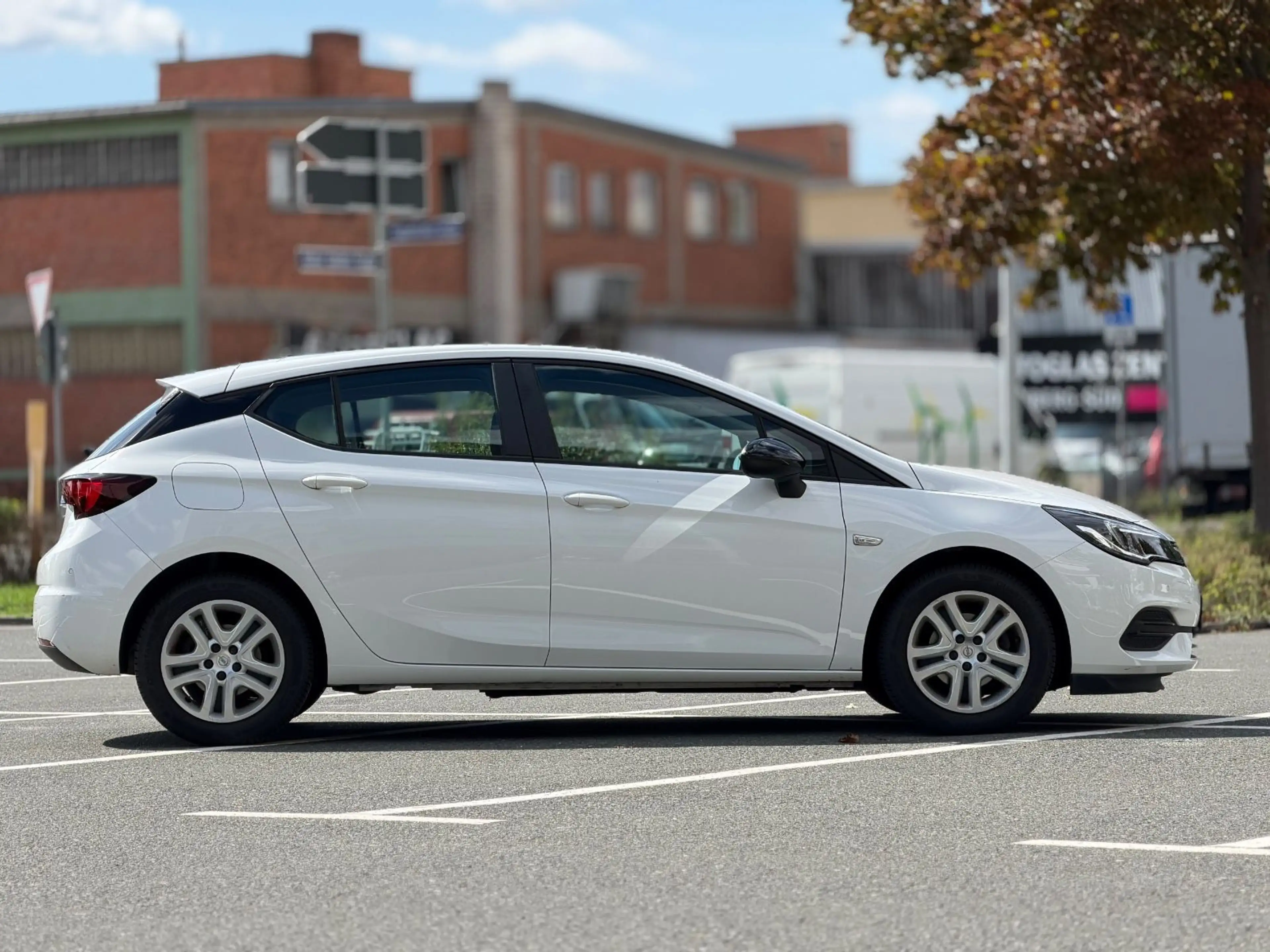 Opel Astra K Limo Klima LED PDC — photo 10