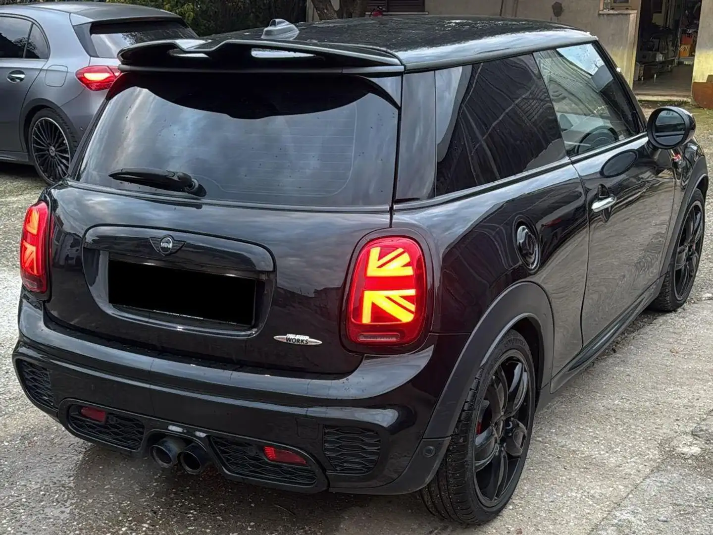 MINI John Cooper Works Mini IV F55-F56 2014 2.0 3p auto Schwarz - 1