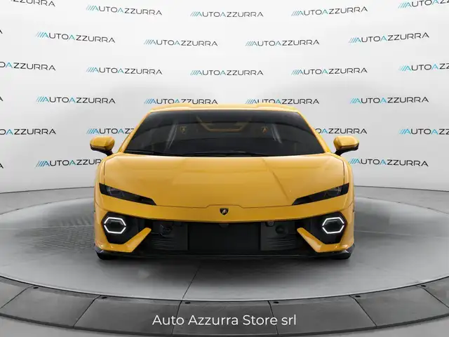 Lamborghini Temerario view 2