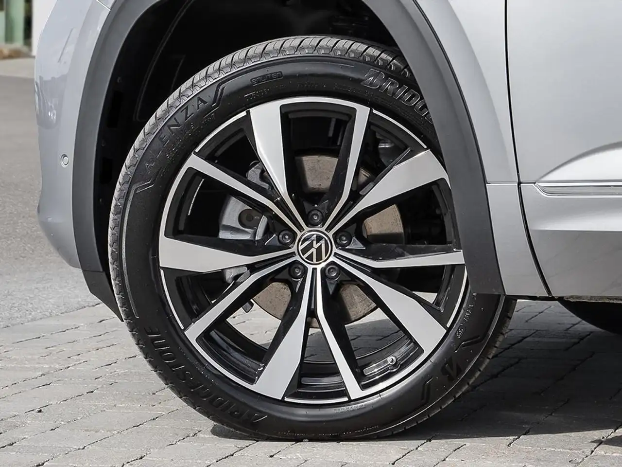 Volkswagen Atlas снимка Volkswagen Atlas