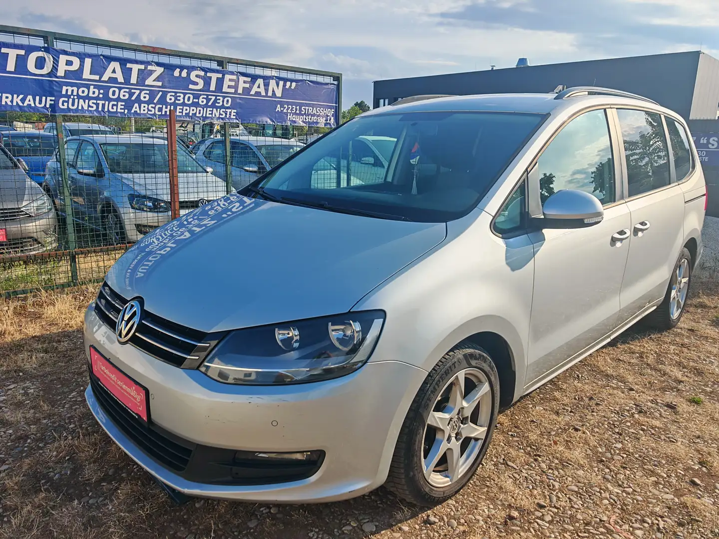 Volkswagen Sharan Trendline BMT Grau - 2