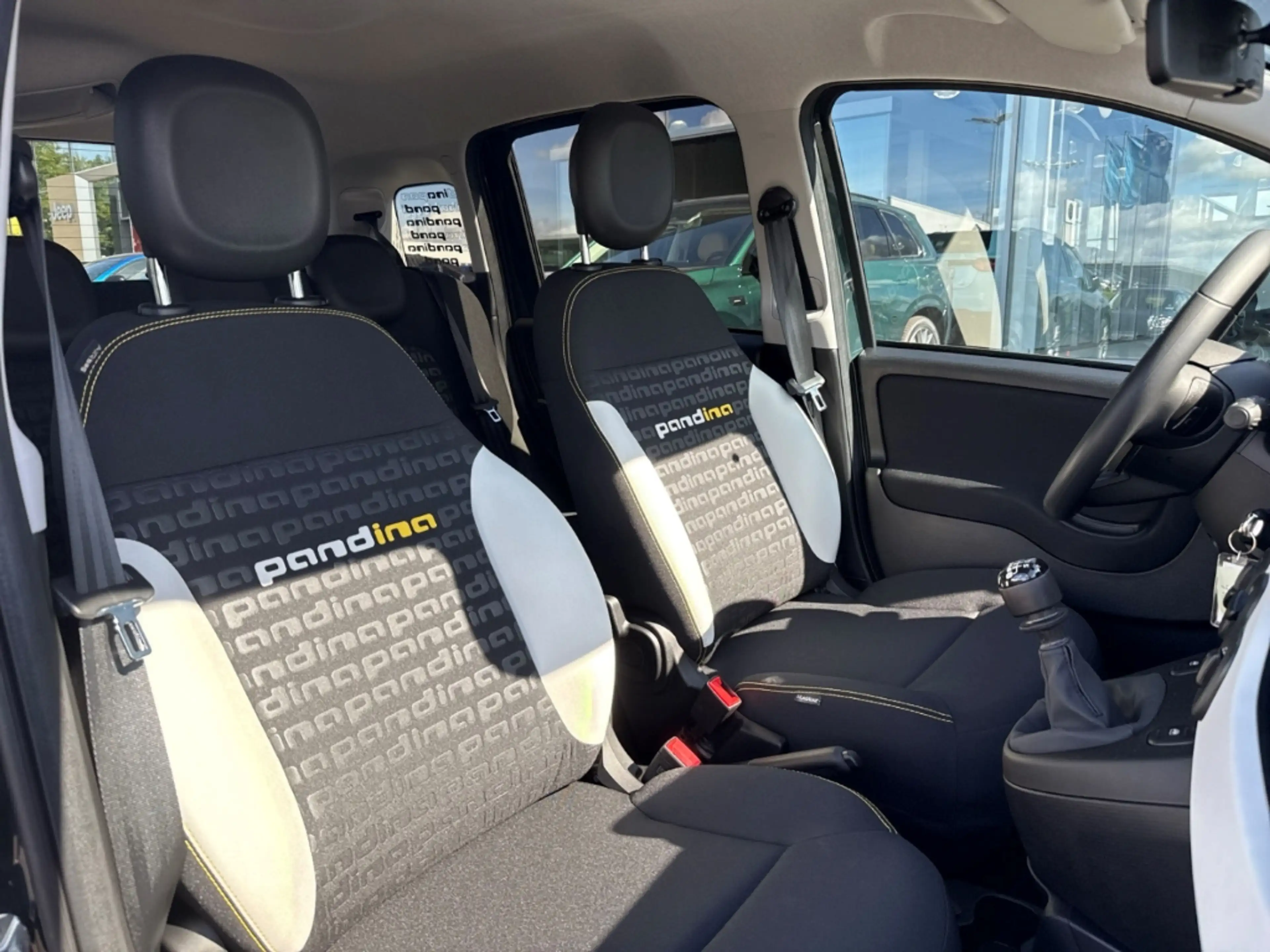Fiat New Panda CROSS Hybrid 1.0 GSE DAB Spurhalteass. Verkehrszei — photo 8