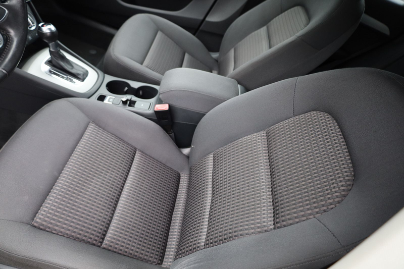 Audi Q3 2.0 TFSI quattro — photo 10