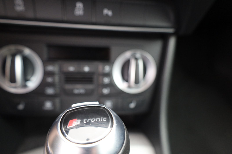 Audi Q3 2.0 TFSI quattro — photo 13