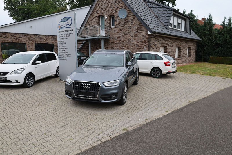 Audi Q3 2.0 TFSI quattro — photo 2