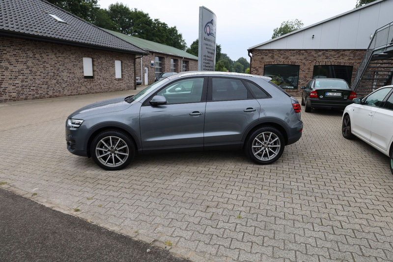 Audi Q3 2.0 TFSI quattro — photo 3