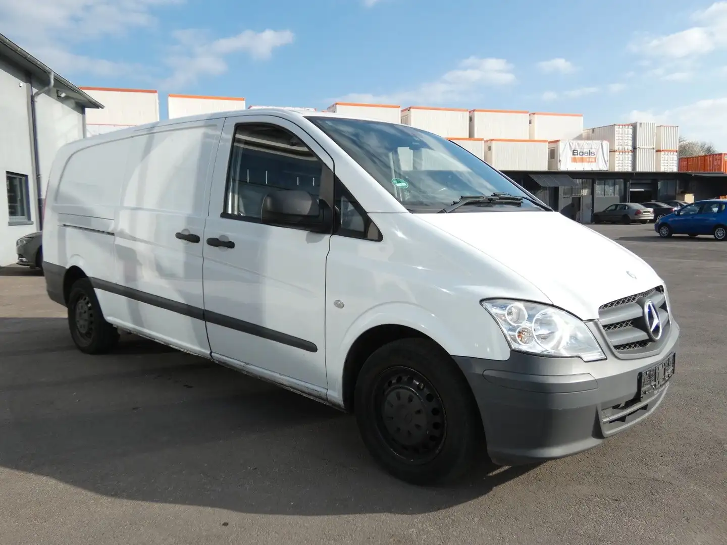 Mercedes-Benz Vito Kasten 113 CDI extralang*Navi*Pdc*Ahk* Weiß - 2