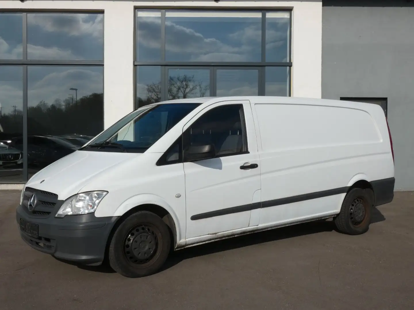 Mercedes-Benz Vito Kasten 113 CDI extralang*Navi*Pdc*Ahk* Weiß - 1