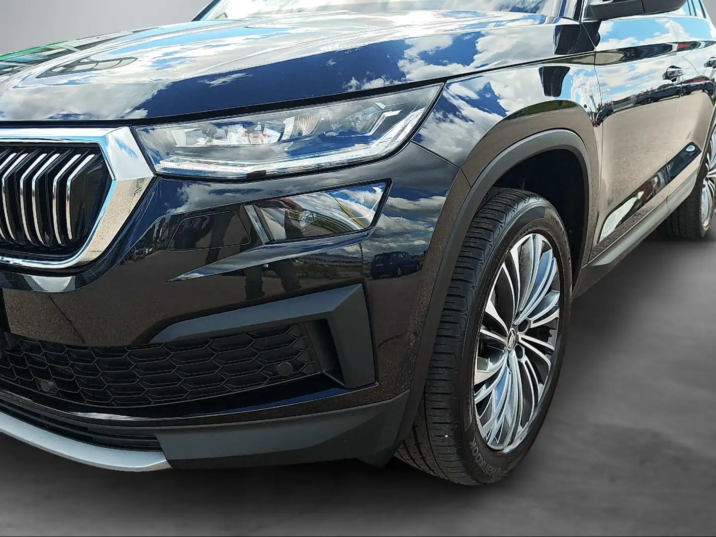 Skoda Kodiaq 4x4 Style TDI DSG Schwarz - 2