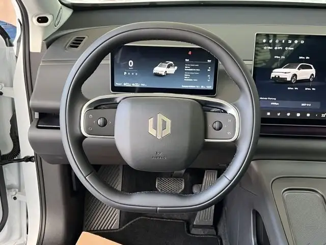 Leapmotor C10 view 4