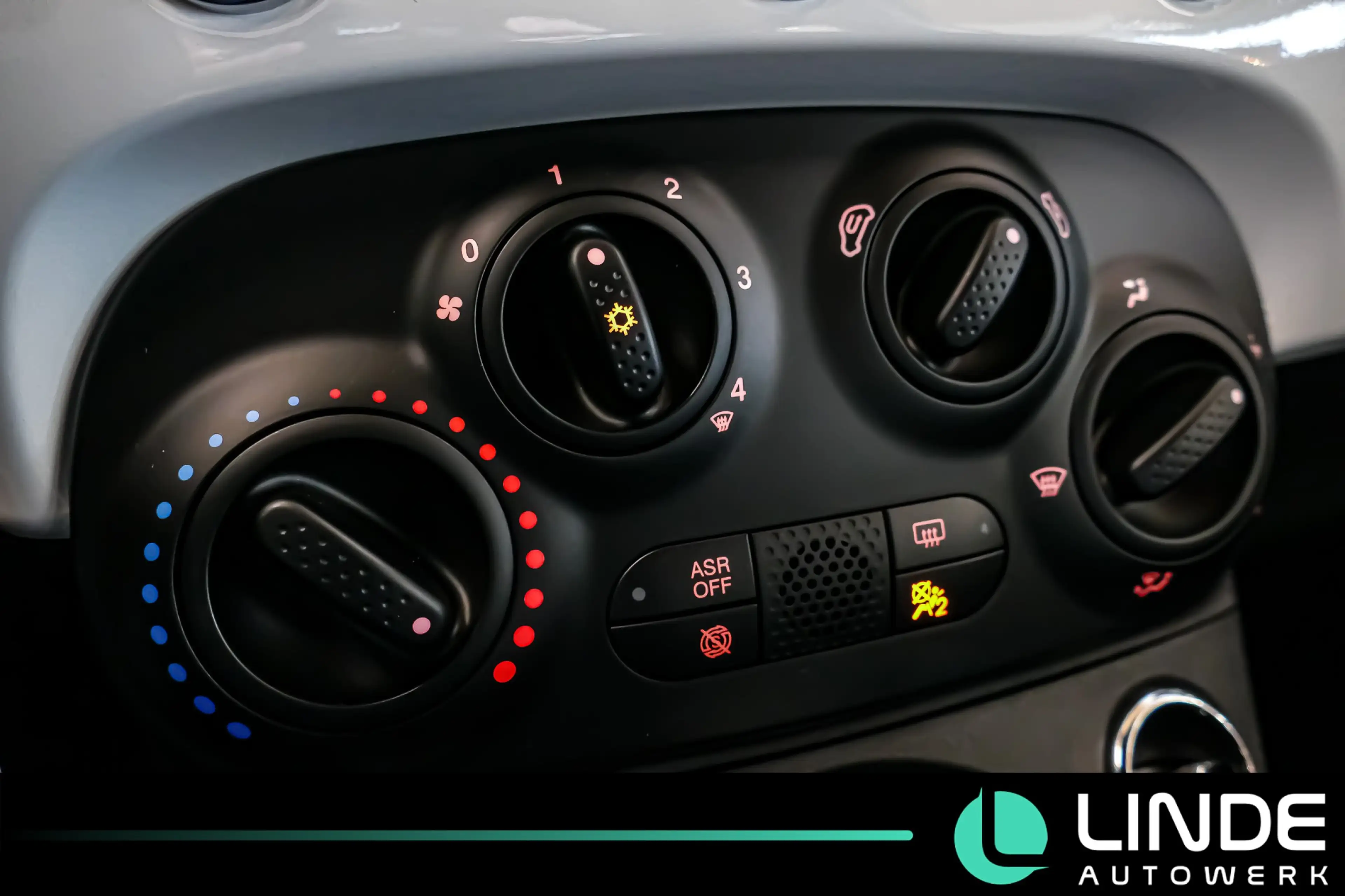 Fiat 500 | CARPLAY | TEMPOMAT | KLIMA | DAB — photo 13