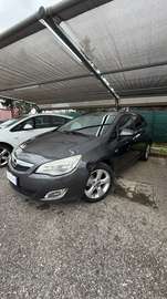 Astra Sports Tourer 1.7 cdti Cosmo 110cv