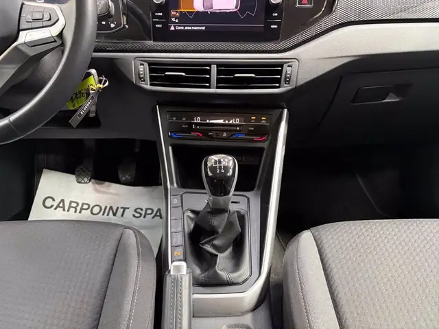 Volkswagen Polo view 12