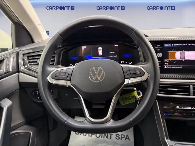 Volkswagen Polo view 13