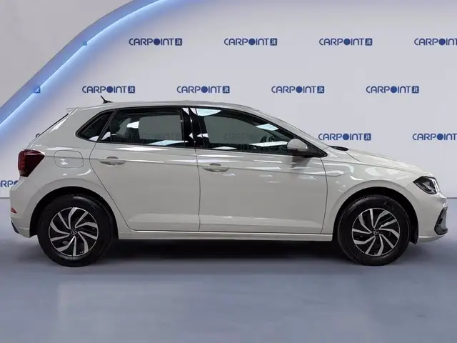 Volkswagen Polo view 7