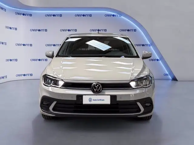 Volkswagen Polo view 9