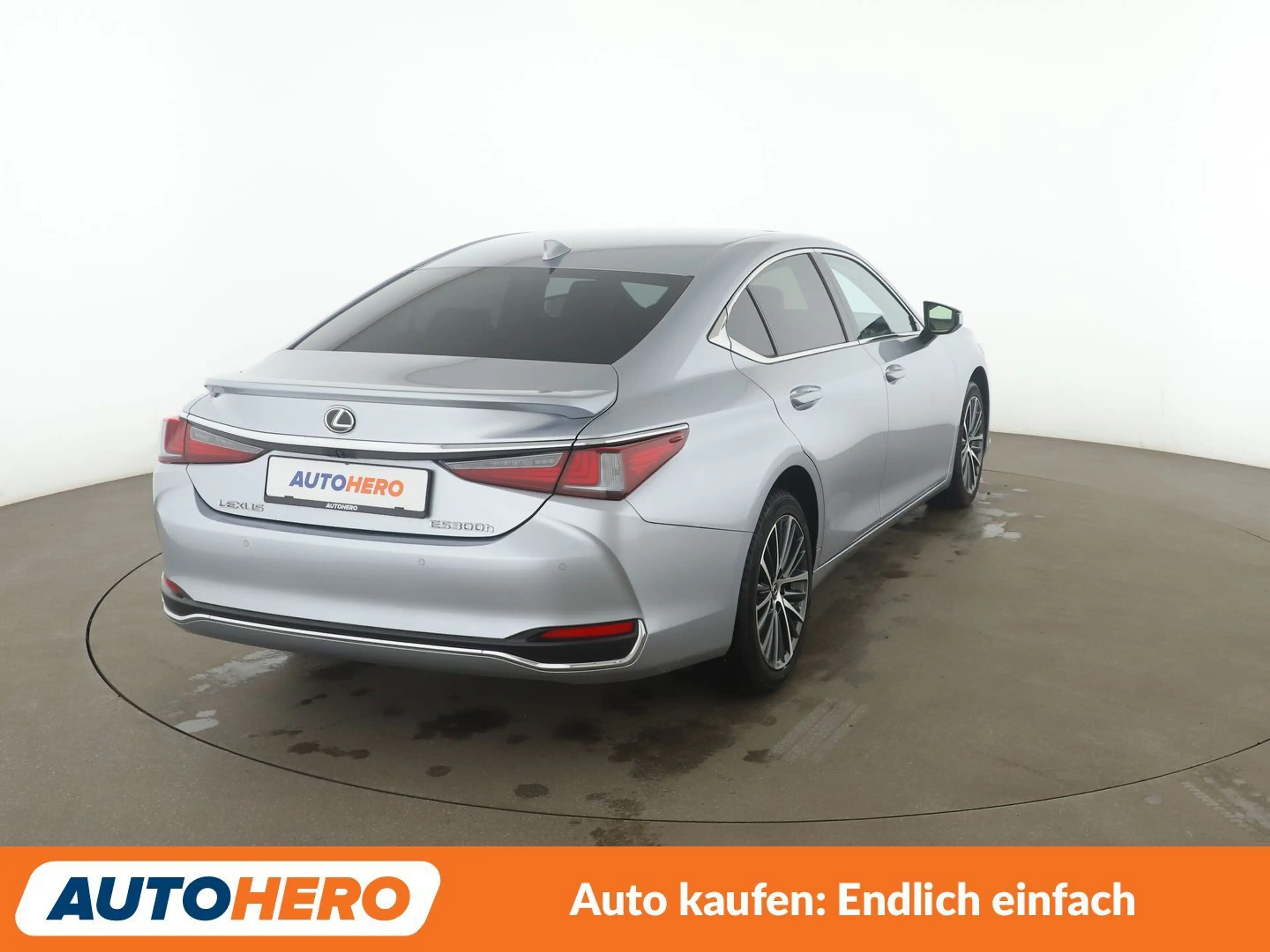 Lexus ES 300 ES 300h Business Aut.*NAVI*LED*TEMPO*CAM*PDC*SHZ* — photo 6