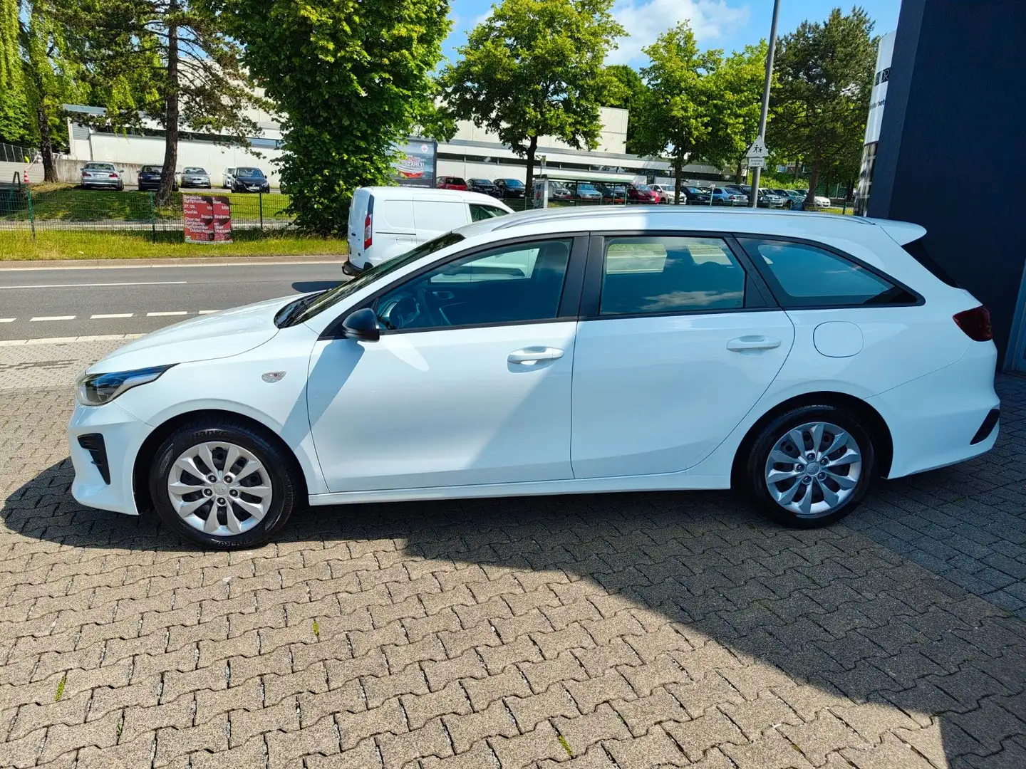 Kia Ceed SW / cee'd SW Edition 7, 1.Hand, SH bijela - 2