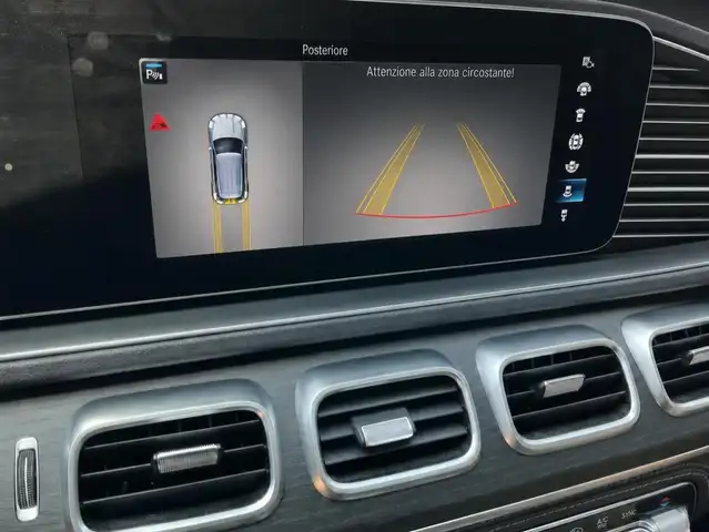 Mercedes-Benz Gle view 10