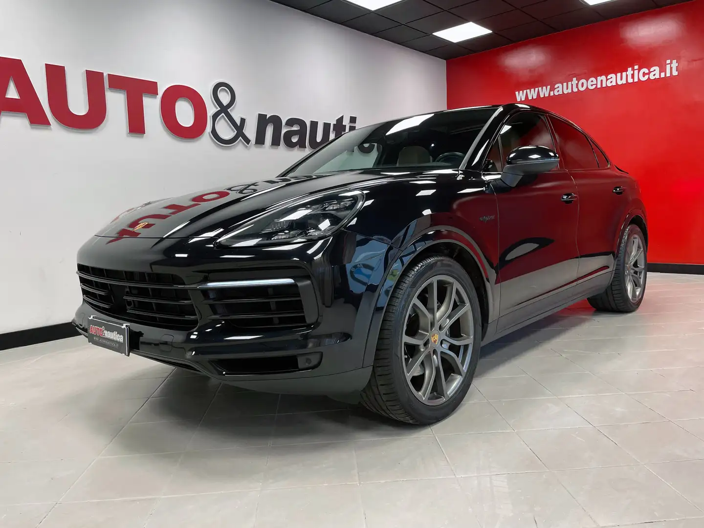 Porsche Cayenne COUPE 3.0 E-HYBRID TIPTRONIC Nero - 1